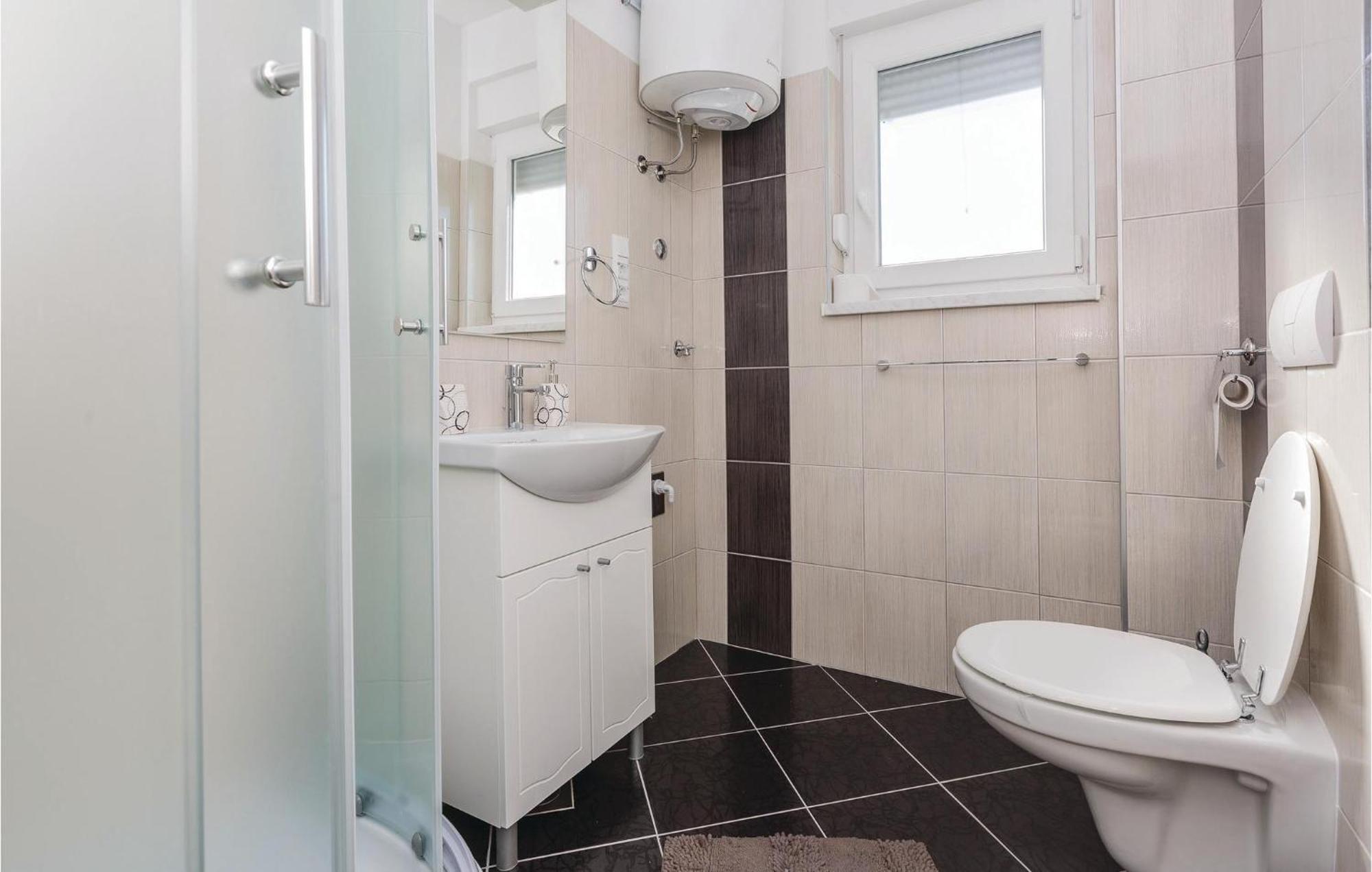 Amazing Apartment In Saldun With Wifi Trogir Exterior foto
