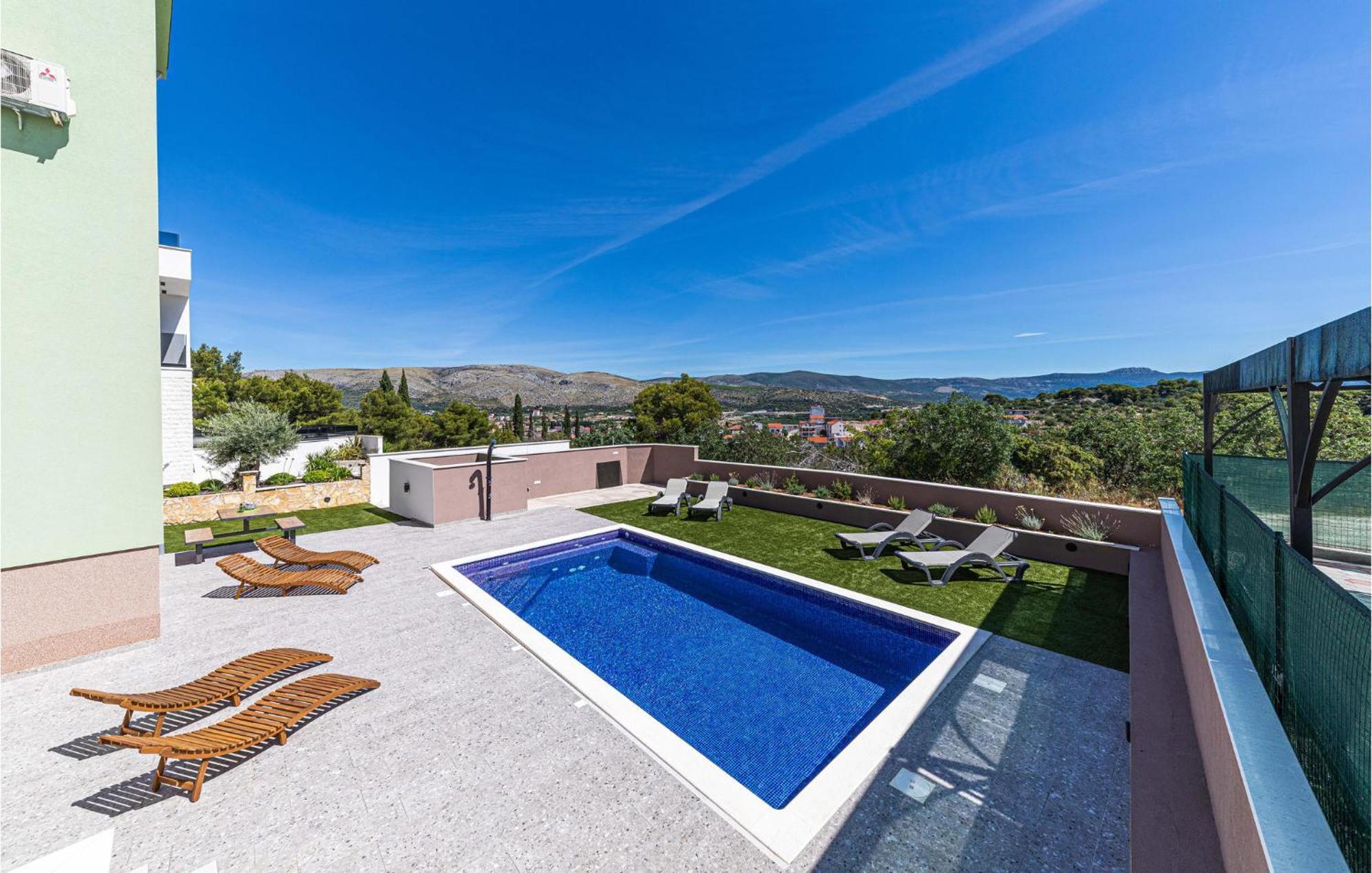 Amazing Apartment In Saldun With Wifi Trogir Exterior foto
