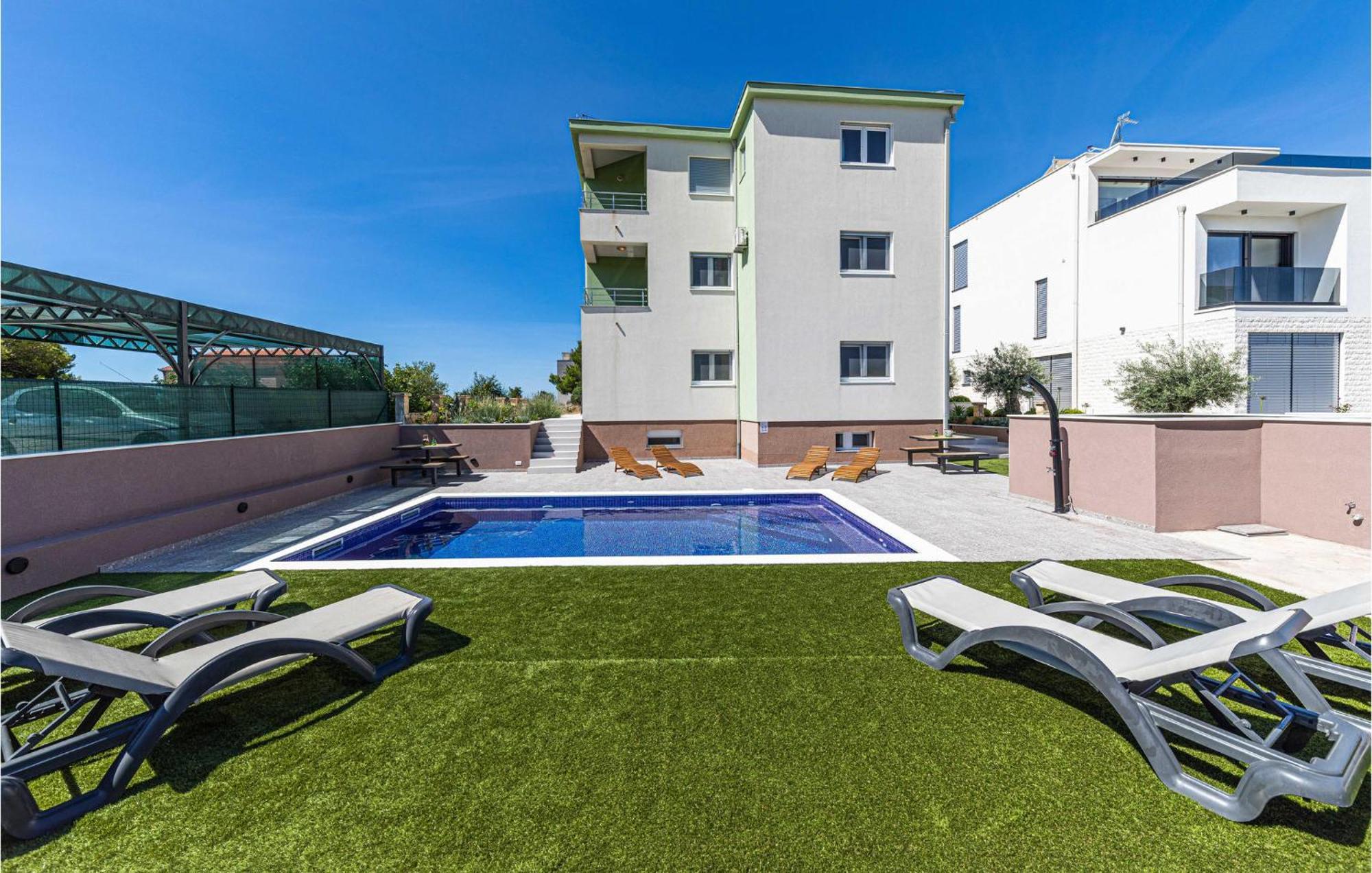 Amazing Apartment In Saldun With Wifi Trogir Exterior foto